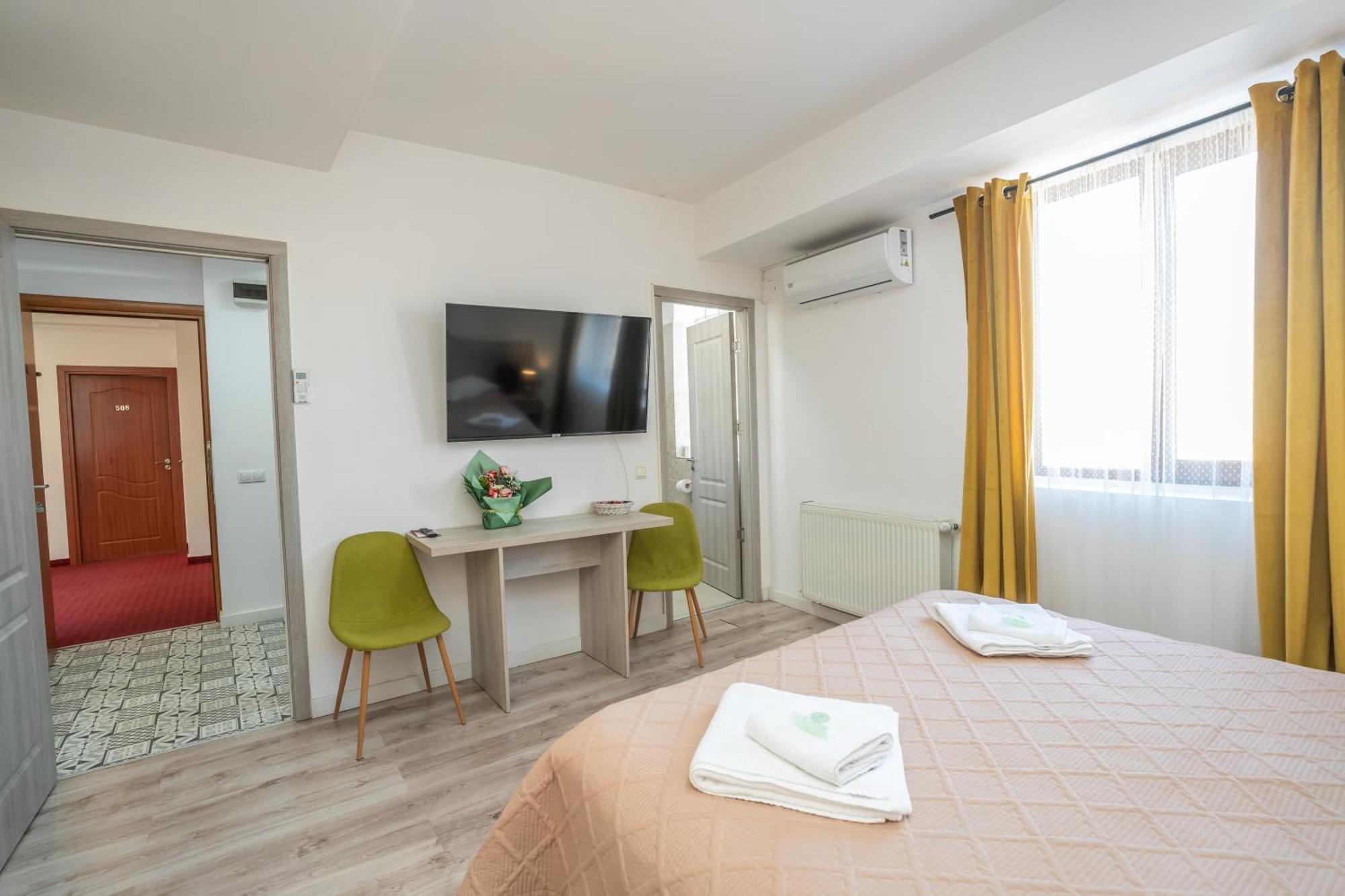Liad Center 3*